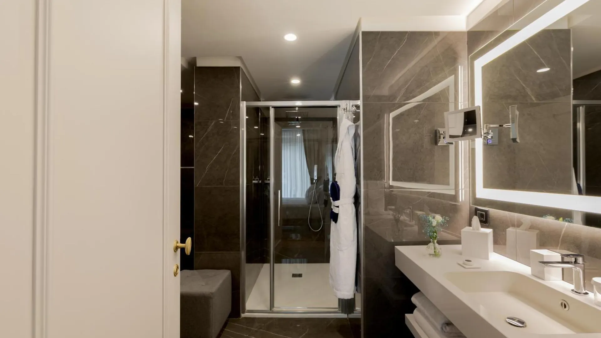 Grand Hotel Parker'S Naples 5*,  Italy