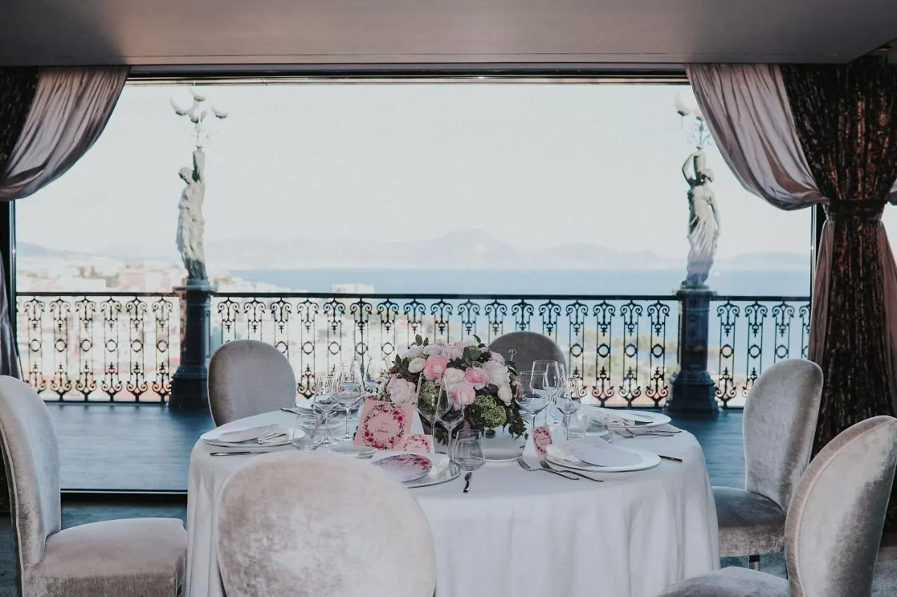 Grand Hotel Parker'S Nápoles 5*,