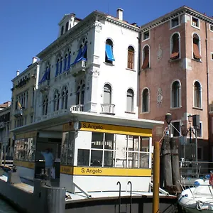 The Glamour Of San Marco Apartment